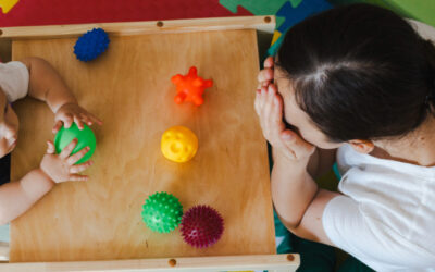 Jak psycholog lub psychoterapeuta pracuje z dzieckiem?